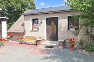 Apartment in Bad Elster With Terrace, Бад-Эльстер