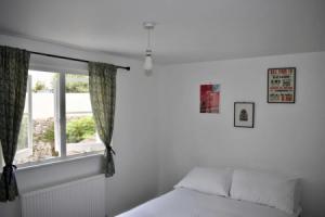 Central Brighton 2 Bedroom House With Garden, Брайтон