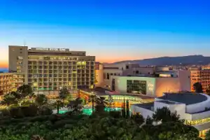 Отель «Swissotel Buyuk Efes Izmir», Измир