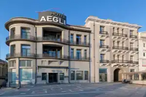 Aegli Hotel Volos, Волос