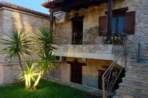 Вилла «Luxurious Stone House in Elani», Сивири