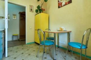 Апартаменты Home-Hotel, ул. Костельная, 3, Киев