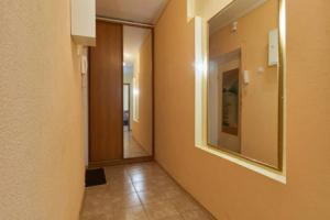 Апартаменты Home-Hotel, ул. Малая Житомирская, 10-1, Киев