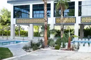 Si Hotel & Spa, Кушадасы