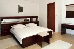 Apartments rooms Roza-200m to sea, Башка Вода