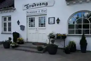 Отель «Trudvang Gjestegaard», Ларвик