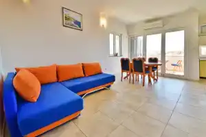 Apartment Golub Karlobag, Cesarica