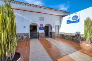 Ona el Marqués, Пуэрто де Сантьяго