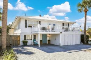 On Cloud Nine by Tybee Vacation Rentals, Тиби-Айленд