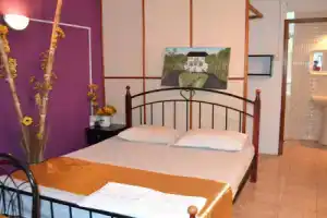 Residence Les Bambous, Маэбур