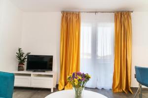 Apartment Ema, Рогозница