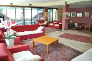 Hotel «Maja», Пескара