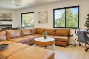 Terrace Hill Modern Paso Robles Escape Near Wineries Dining and Hot Springs, Пасо-Роблс