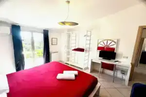 New Naxian Holidays, Джиардини-Наксос