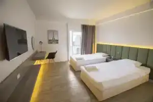 Mittapan Hotel, Канчанабури