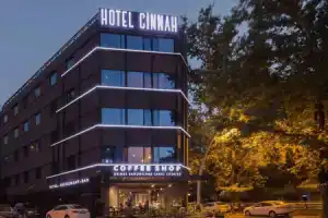 Hotel «Cinnah», Анкара