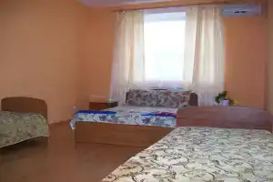 Гостевой дом «Уют», Ейск