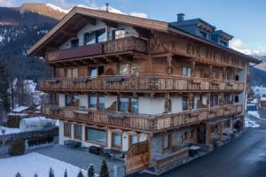 Apartment in Tyrol on the Ski-slope, Лермос