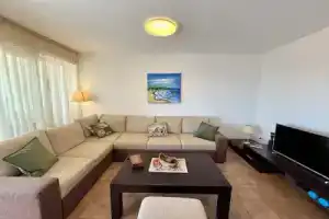 Apartment Val, Цриквеница