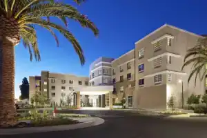 Отель «Courtyard by Marriott Mountain View», Саннивейл