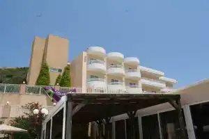 Diagoras Hotel, Фалираки