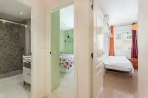 Gorgeous 2-bed Apartment Near the Beach, Дения