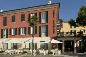 Hotel «Sirmione», Сирмионе