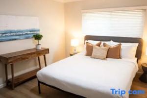 Stylish Apartments in Mission Hills with Outdoor Space, Сан-Диего