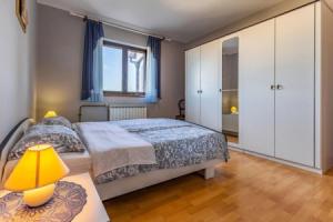 Stunning Home in Volme With Wifi and 2 Bedrooms, Pomer