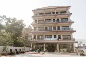 Hotel «Karuna», Покхара