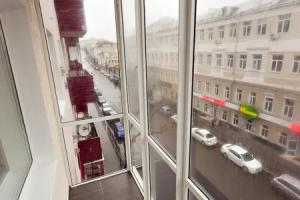 Рядом с Кремлем, Казань