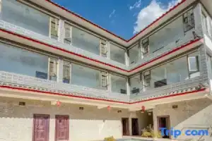 Yulong Hongyuezhuang Inn, Лицзян