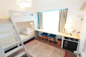 Гостевой дом «Ten to Sen Guesthouse», Такамацу