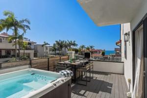 Walk to Beach Hot Tub + Oceanview Deck 259 Trailhead Trestles 2 by Avantstay, Сан-Клемент