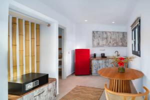 Electra Suites & Spa, Периволос