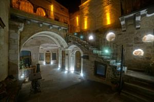 Eyes Of Cappadocia Cave Hotel, Учхисар