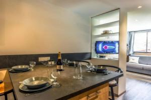 Appartement Val Thorens, 3 pièces, 4 personnes - FR-1-545-12, Валь Торанс