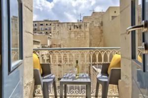 Ursula Suites- Self Catering Apartments- Valletta- by Tritoni Hotels, Биргу