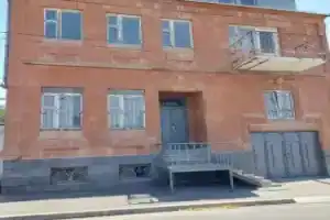 Mazmanyan 181, Гюмри