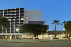 Апарт-отель «Sol House The Studio - Calviá Beach», Магалуф