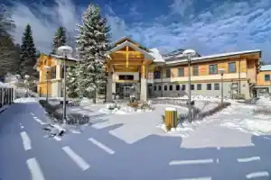 Hotel «Czarny Potok Resort SPA & Conference», Крыница