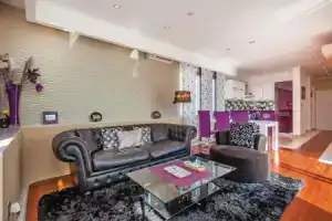 Awesome Home in Crikvenica With Wifi and 4 Bedrooms, Цриквеница