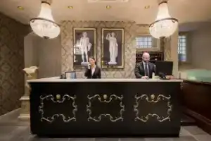 Hotel «Torre Guelfa Palazzo Acciaiuoli», Флоренция