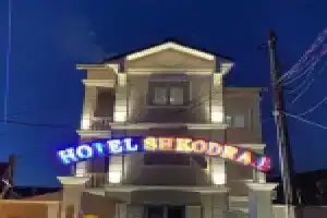 Hotel «Shkodra L», Шкодер