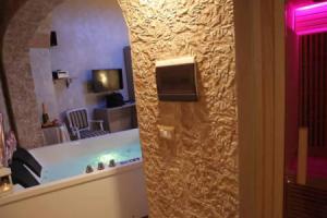 Afrodite Luxury Suite, Велье