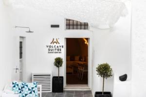 Volcave Suites, Картерадос
