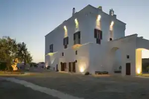 Отель «Masseria Torre Coccaro», Савеллетри