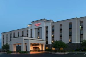 Отель «Hampton Inn - Hills», Брэнсон