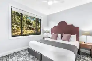 Отель «Leisure Inn Hill», Поколбин
