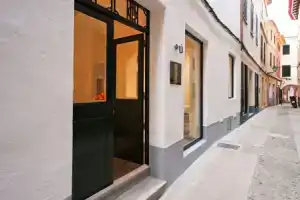 971 Hotel Con Encanto, Сиудадела